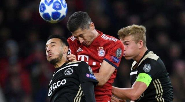 开云体育下载入口-拜仁新赛季首练，赫拉芬贝赫的风头被德利赫特抢走