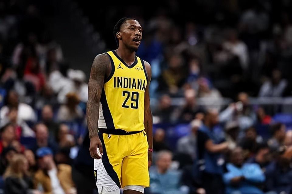 开云体育下载APP-步行者动用部分中产特例转正了这位后场球员,他能否抓住机会呢?