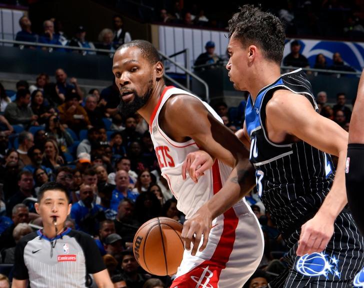 开云体育下载官网-大逆转魔术！杜兰特40+8，谢泼德再超神下去，火箭能让联盟大结局