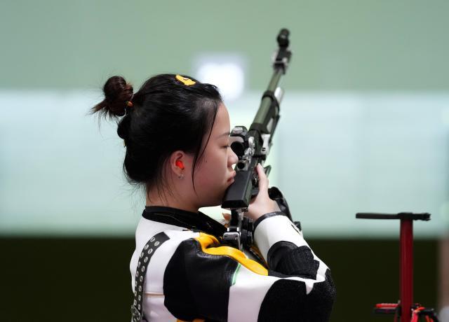 1627093562564033074.jpg 杨倩延续中国射击光荣传统:射击担重任七夺开门红